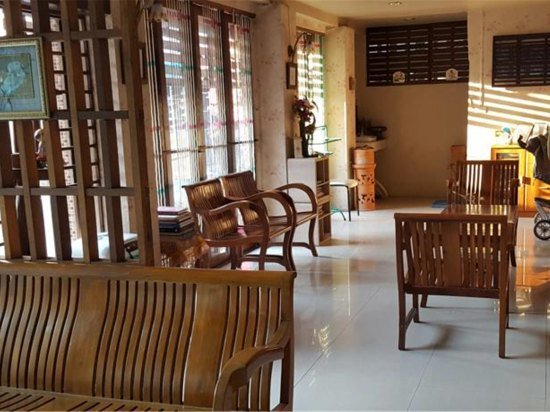 Little Guest House Hotel
