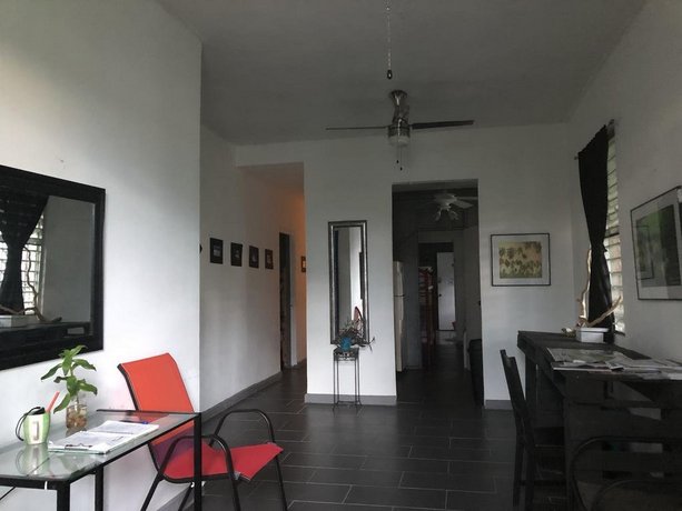 Vieques Hostel Good Vibe House
