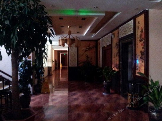 Shuncheng Hotel
