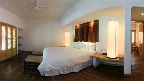 El Tamarindo Beach & Golf Resort