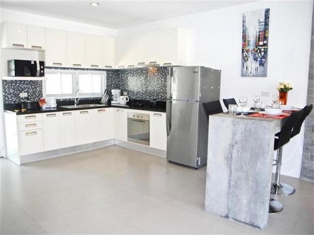 Kamala Paradise 2 bedrooms Modern Town House