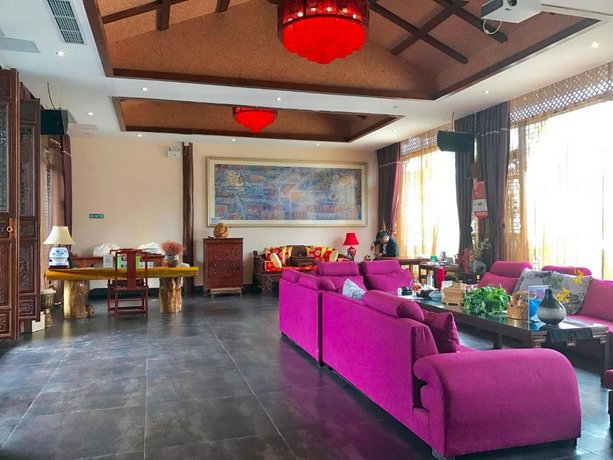 Le Hoo Hotel