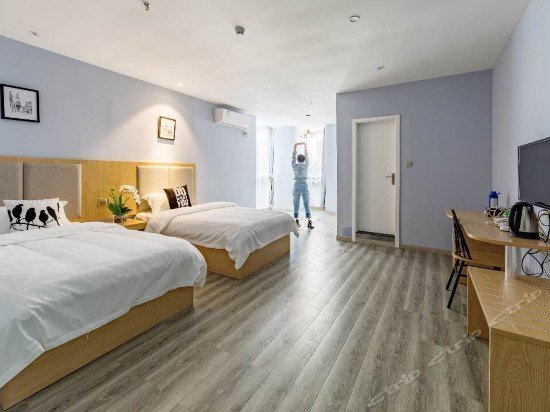 Mengzhifan Travel Hotel