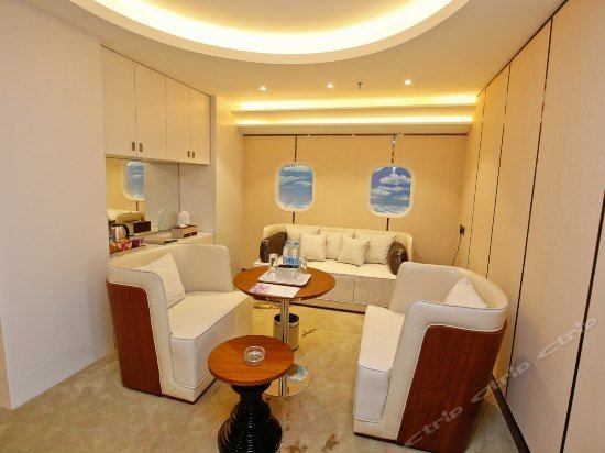 Jing Hu Quan Hotel