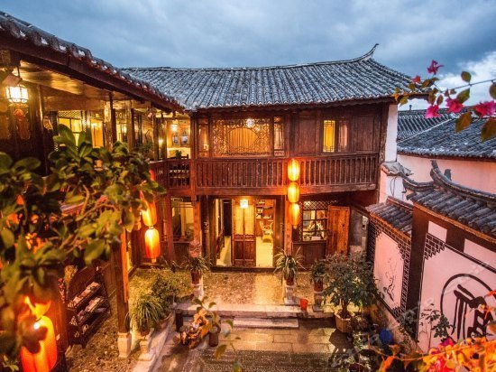 Lijiang Sunshine Inn Chamber and Yuyin Building China thumbnail