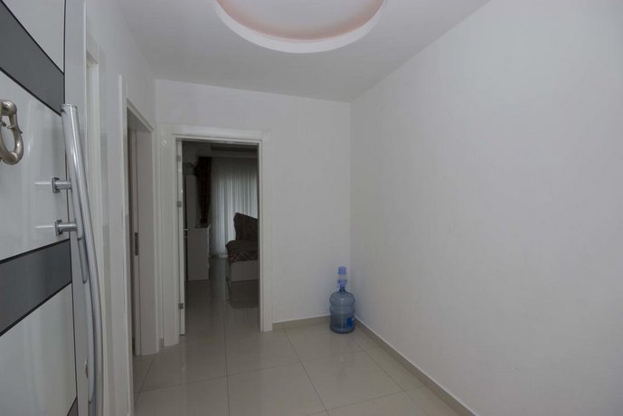 Alaiye Home Residence Cleopatra