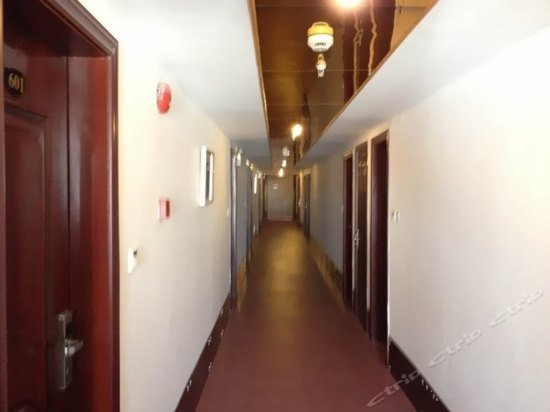 Yingdong Motel