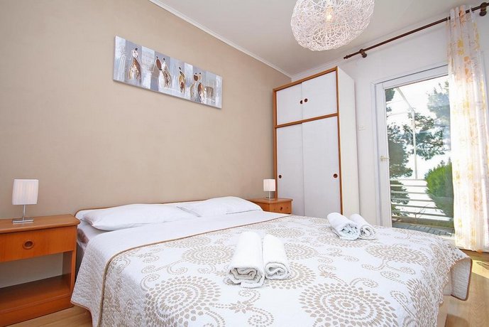 Brela Beach house