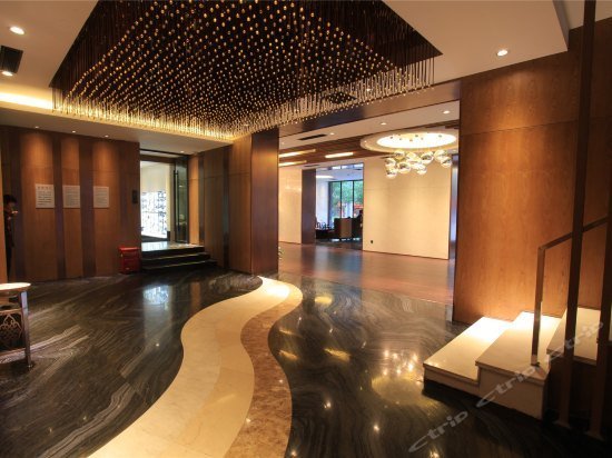 New World Hotel Lishui