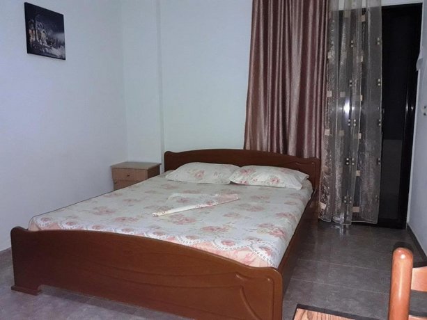 Tani's Guesthouse Sarande