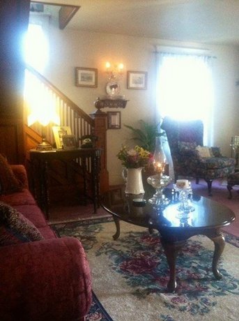 The Bella Ella Bed and Breakfast