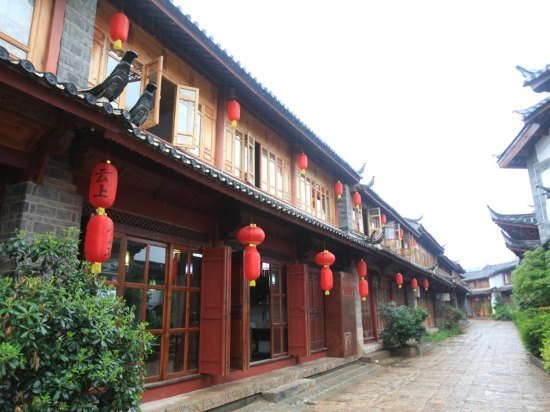 Heavenly Inn Deyue Tower China thumbnail
