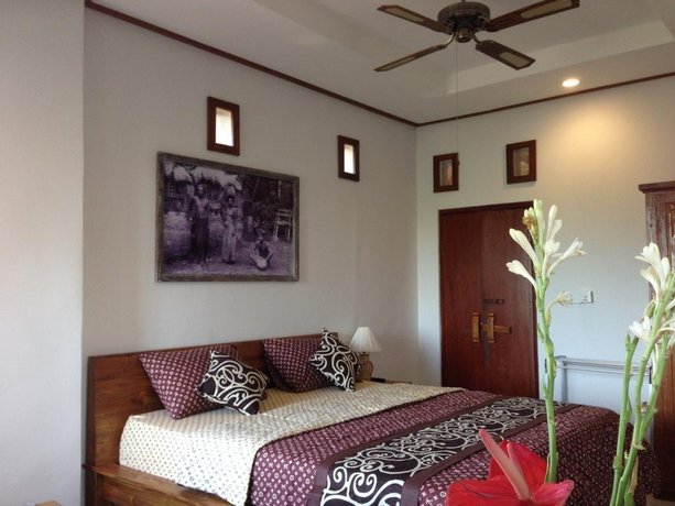 Raditya House