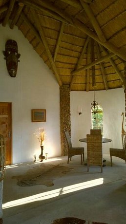 Mobola Lodge