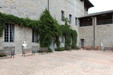 Castello di Felino Casale del Groppone Italy thumbnail