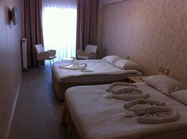 Cinas Hotel