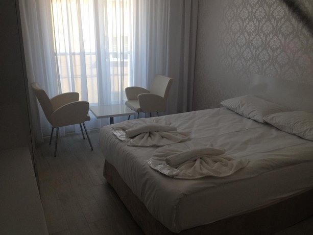 Cinas Hotel