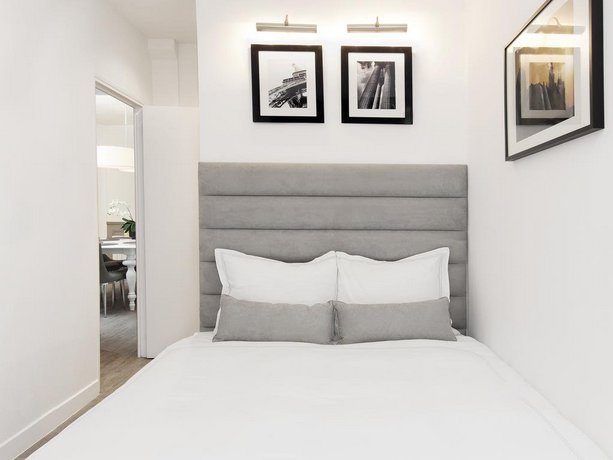 The Residence - Luxury 3 Bedroom Paris Center