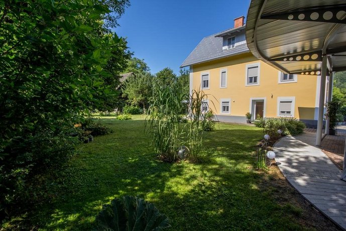 Villa Komposch - adults only Rabenberg Austria thumbnail