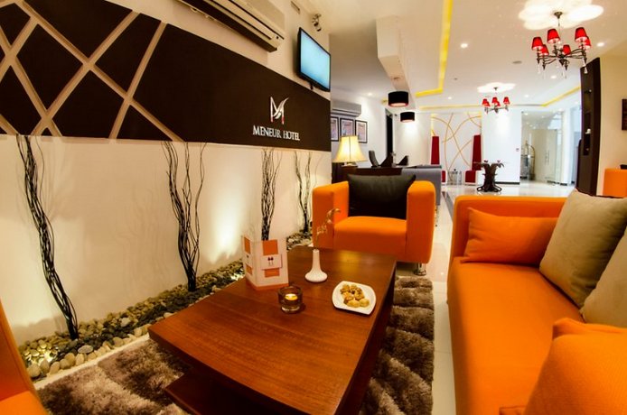 Meneur Hotel
