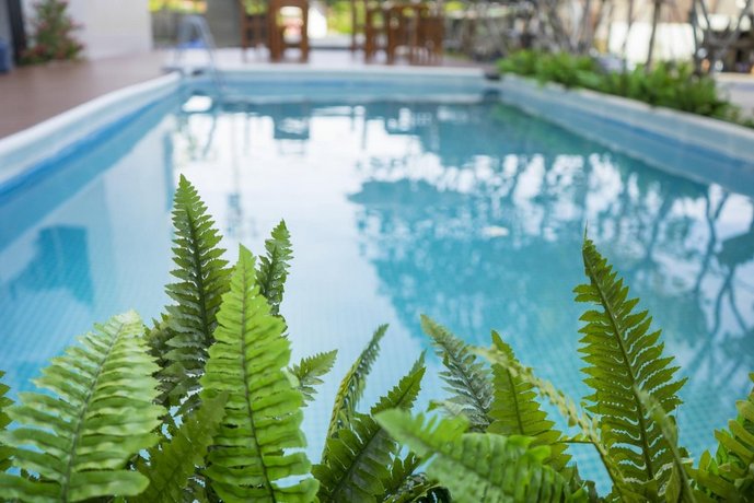 Thousand-Ten Thousand Residence & Hotel
