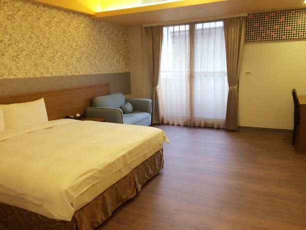 Crystal Hotel Puli Township