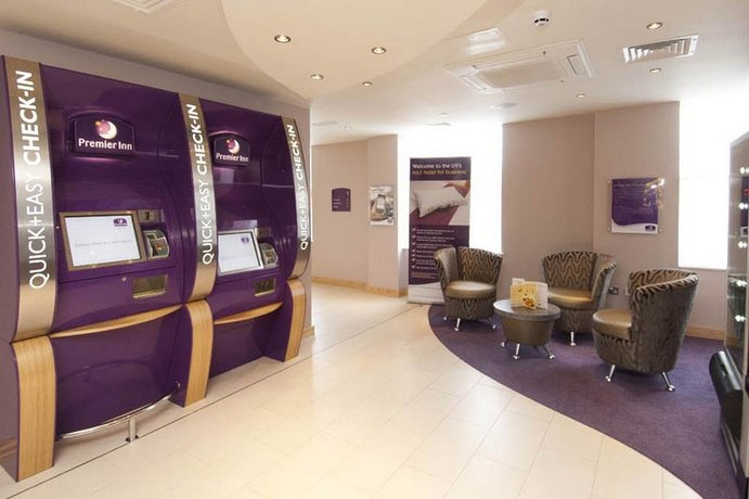 Premier Inn Stratford Upon Avon Central