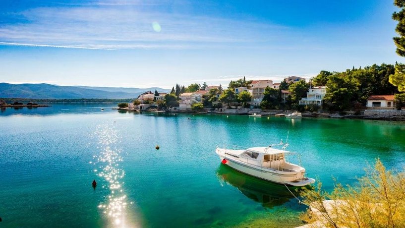 Holiday Home Gluscevic