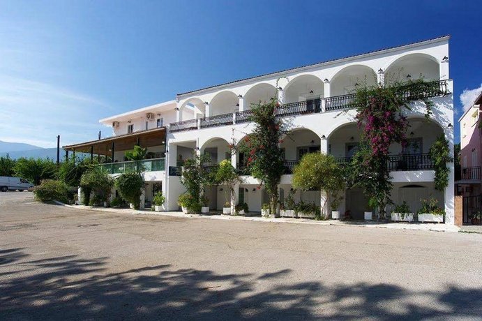 Athina Hotel Sami