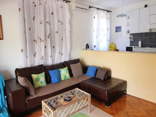 Holiday Home Deni