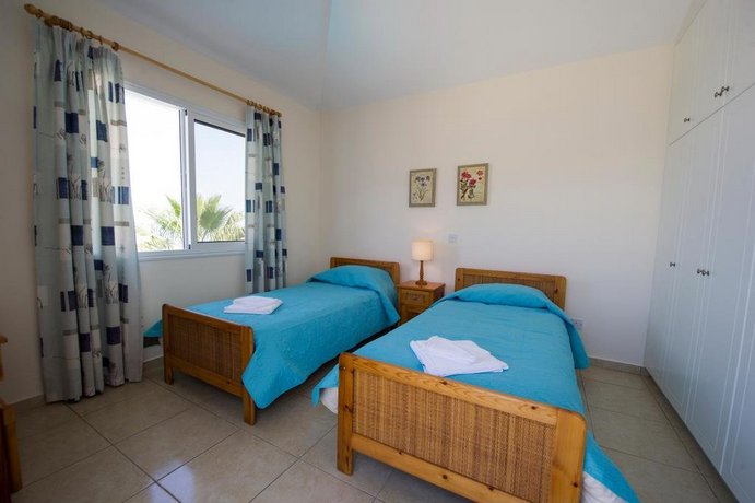 Sandy Coast Villa Petunia