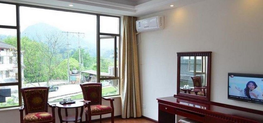 Emeishan Donghui Grand Hotel