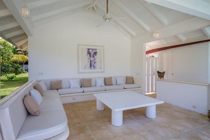 Las Cerezas 12 Exclusive 3 Bedroom Villa 