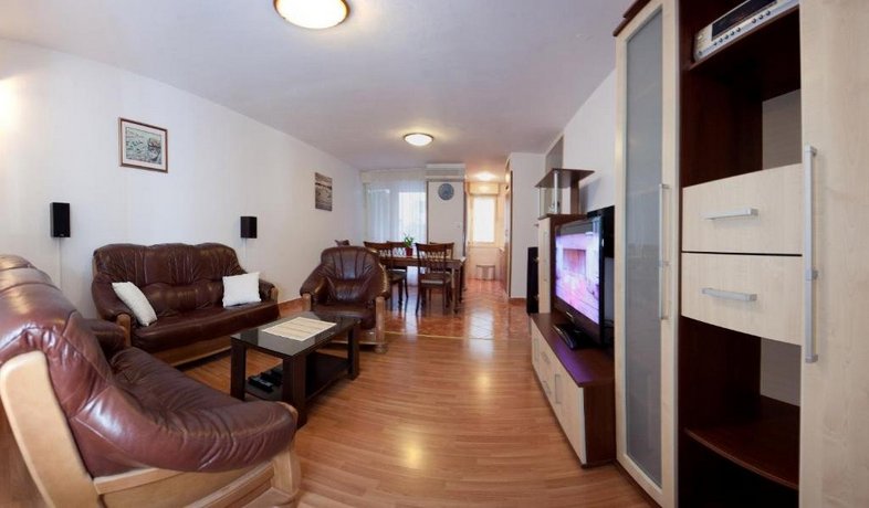 Apartment Alavia