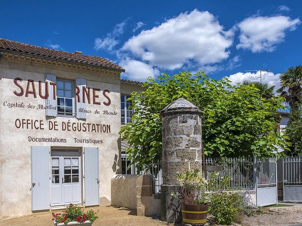 La Sauternaise luxury Boutique B&B Graves Wine Region France thumbnail
