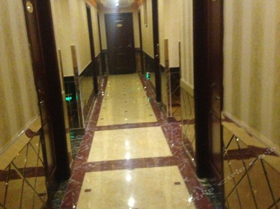 Changshou Haoxiang Business Hotel