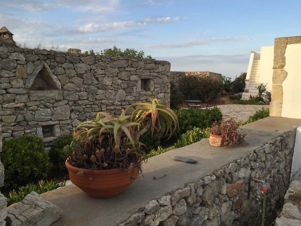 Villa Lemonia - Guest House