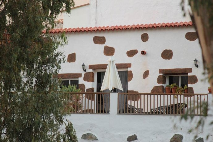 Holiday Cottage Santa Lucia 2