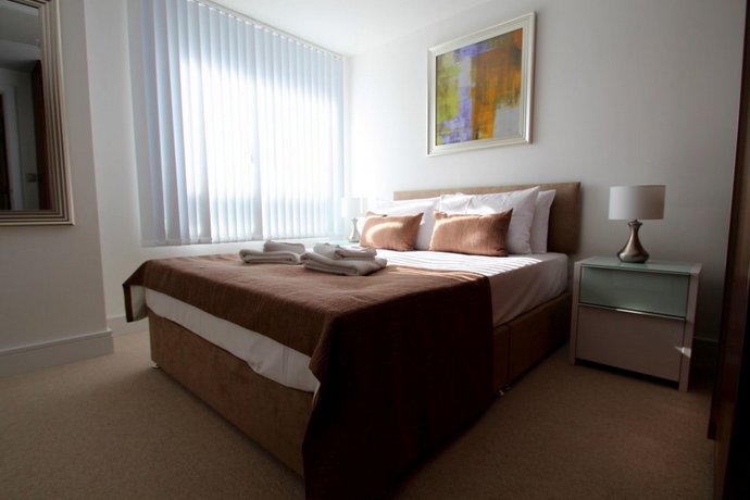 Lincoln Plaza Serviced Apartments