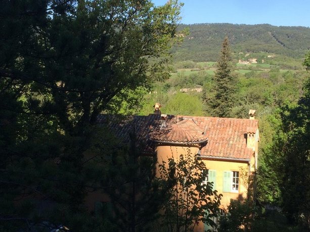 Maison d'Hotes a Angouire