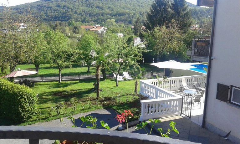 Guest House Surina