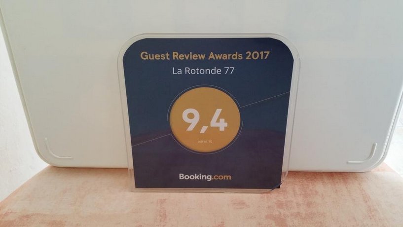 La Rotonde 77
