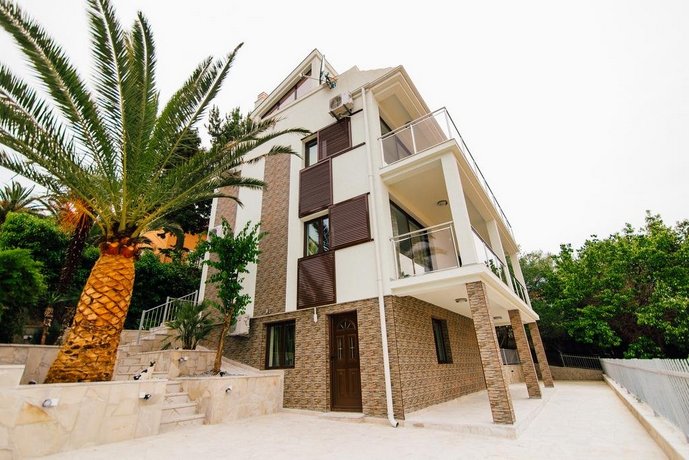 Villa Pelican