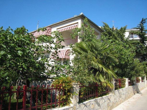 Holiday Home Noni