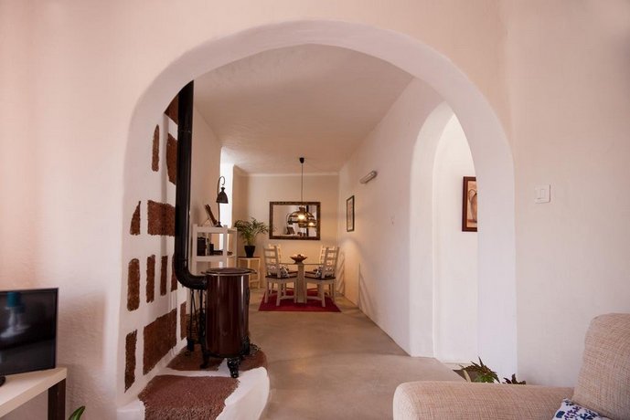 Casa Adelina Haria