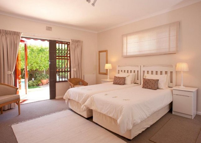 Pinoak Cottage