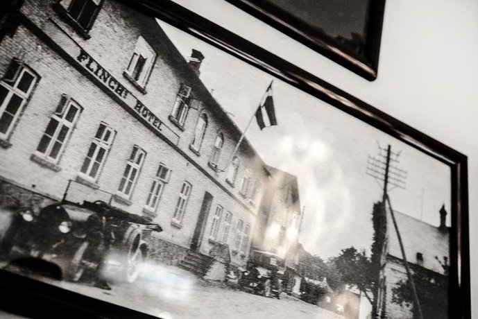 Flinchs Hotel
