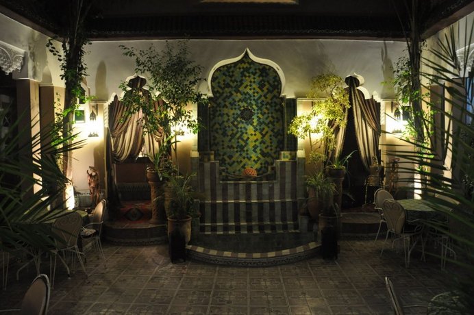 Riad L'Arabesque