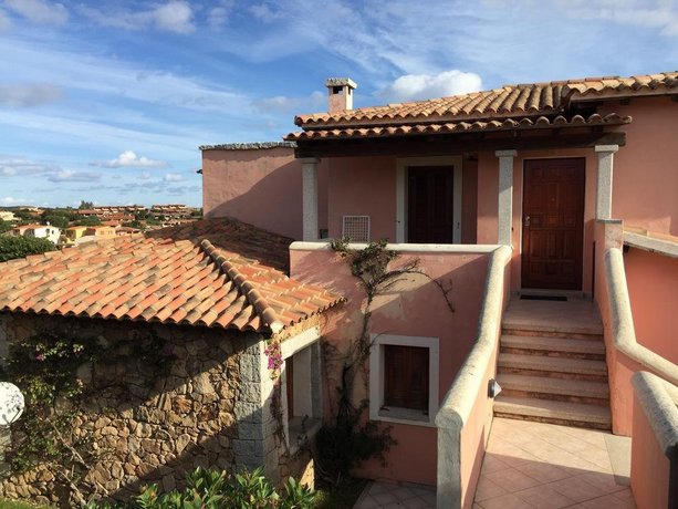 Villa Villaggio S'Abba e Sa Pedra