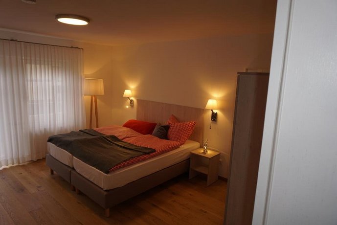 Deutsches Haus Grebenhain Compare Deals
